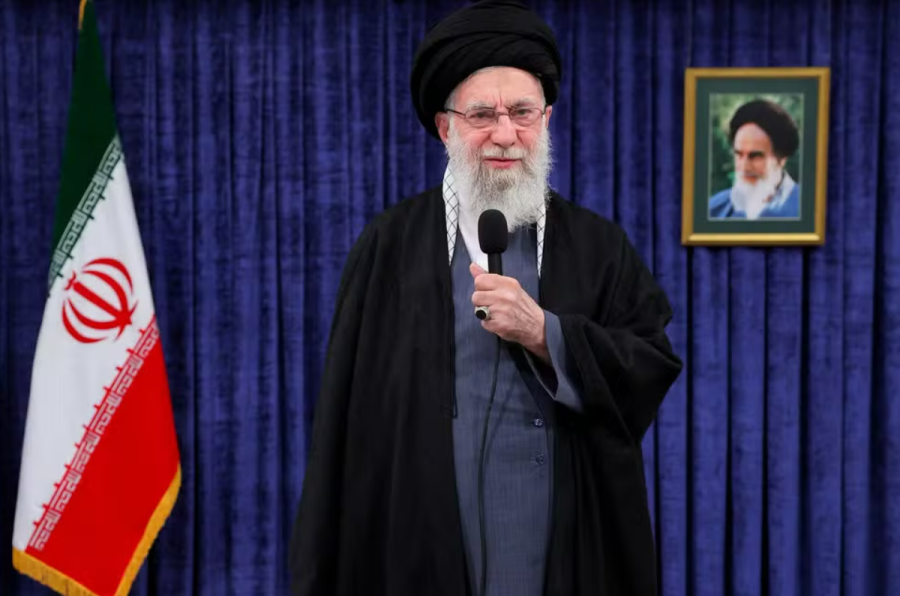 Trump anuncia morte de Khamenei