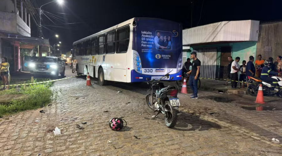 Motociclista morre após colisão com ônibus em Parnamirim
