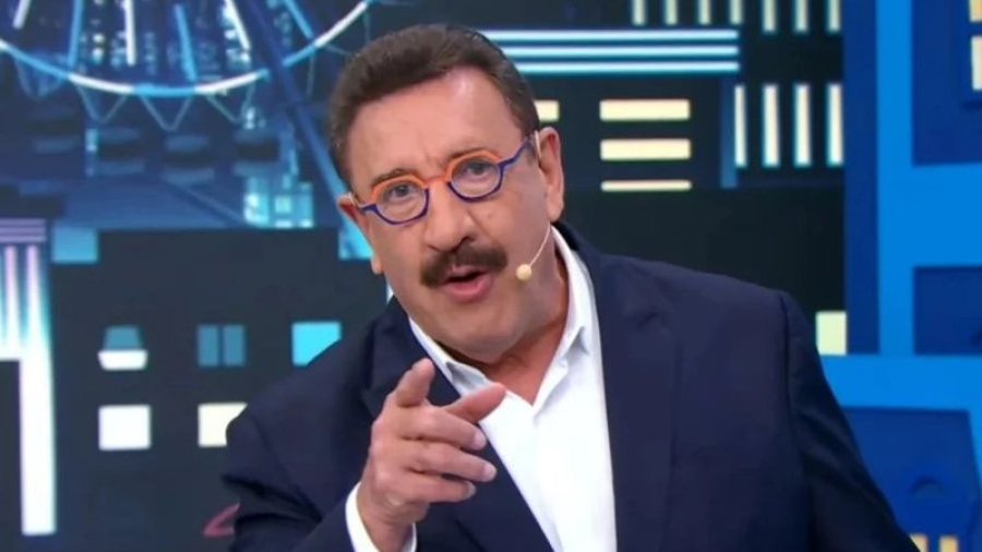 Ratinho confirma permanência no SBT após polêmicas e ações judiciais por falas sobre pessoas trans