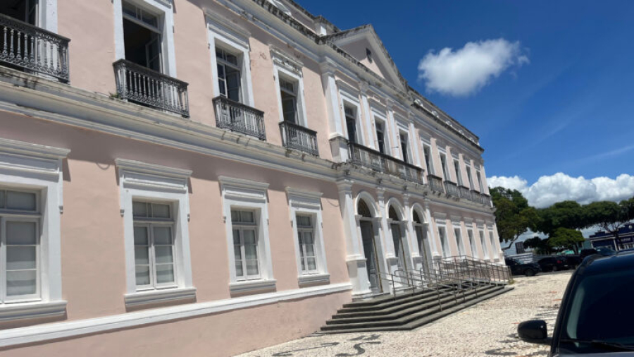 Pinacoteca do RN vira alvo de ação após risco de danos ao acervo histórico
