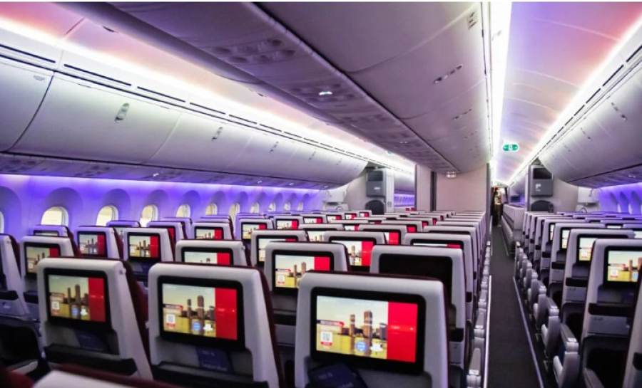 Voo da United Airlines retorna aos EUA após alerta de Bluetooth com nome “Bomba”