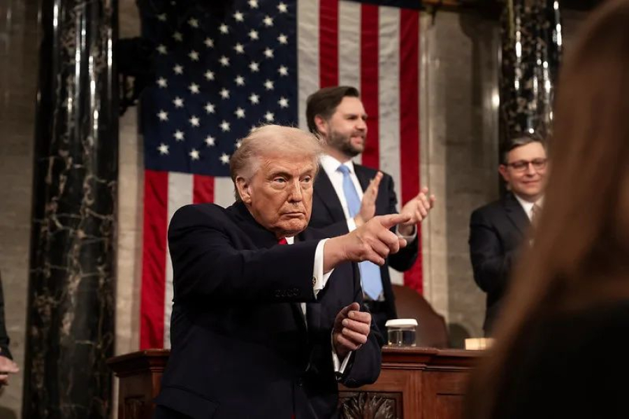 Trump pede cessar-fogo entre Israel e Irã após nova escalada militar no Oriente Médio