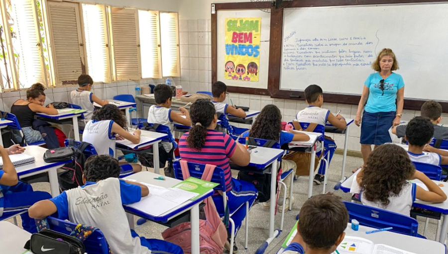 Prefeitura do Natal nomeia mais 30 professores aprovados em concurso da Educação